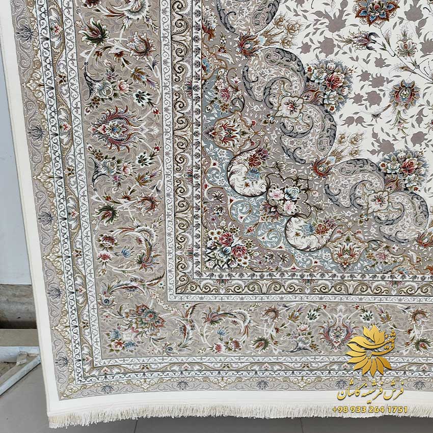 فرش کرم طوسی