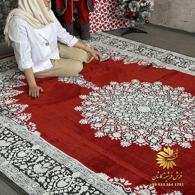 فرش قرمز ساده