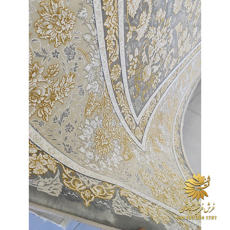 فرش دودی طلایی