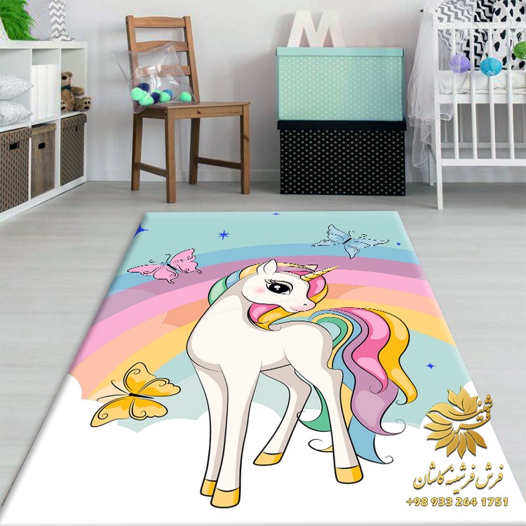 فرش اسب تک شاخ