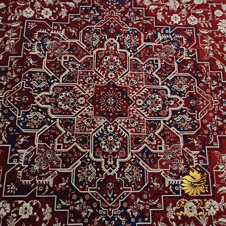 فرش سنتی قرمز